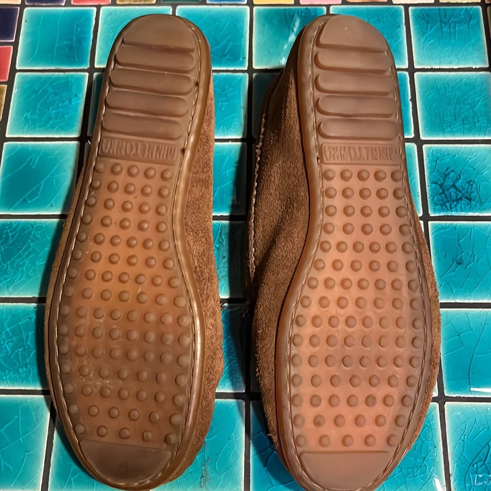 Dark Brown Suede Minnetonka Moccasins. Size 7 - Picture 2 of 10